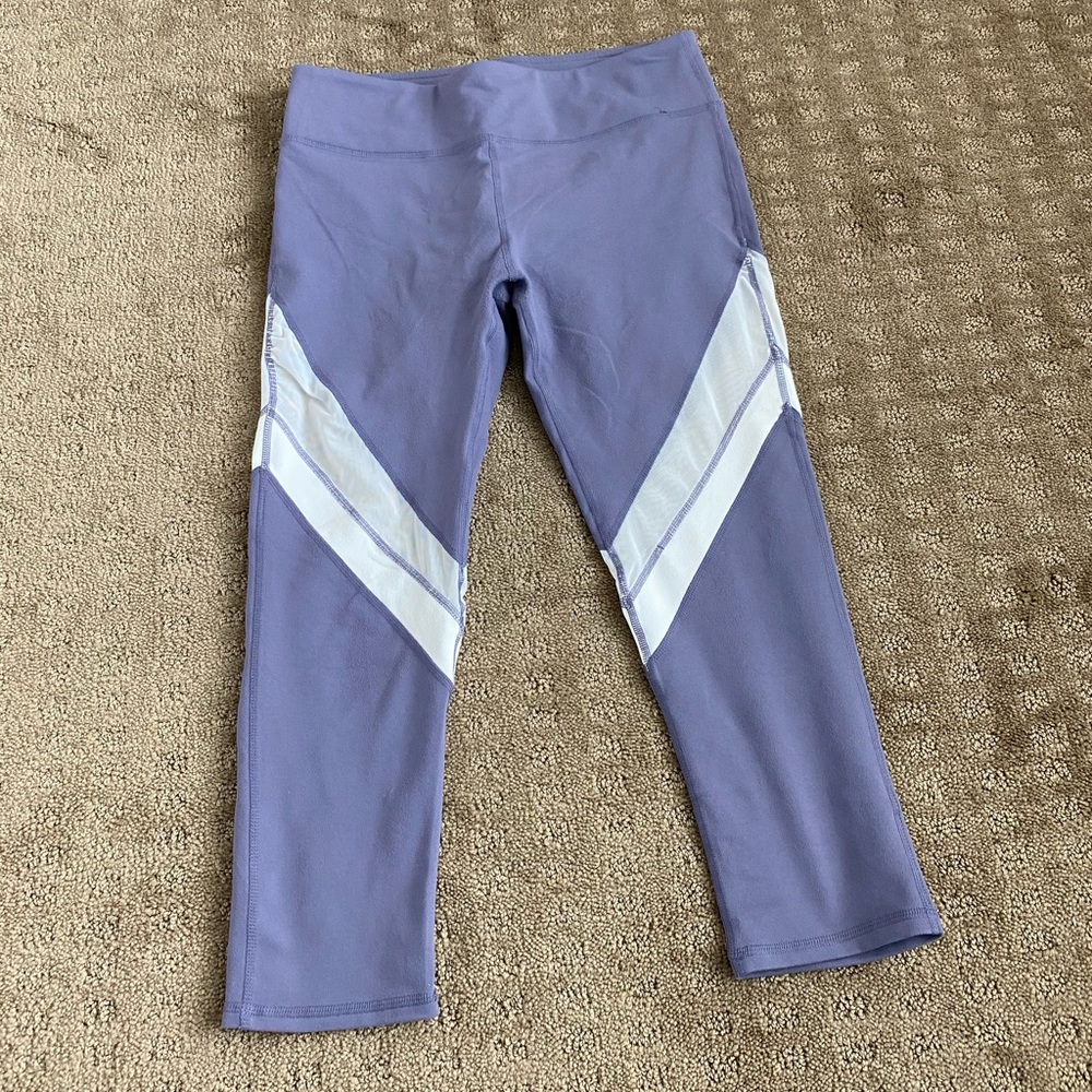 Fabletics Leggings Size Small - image 1
